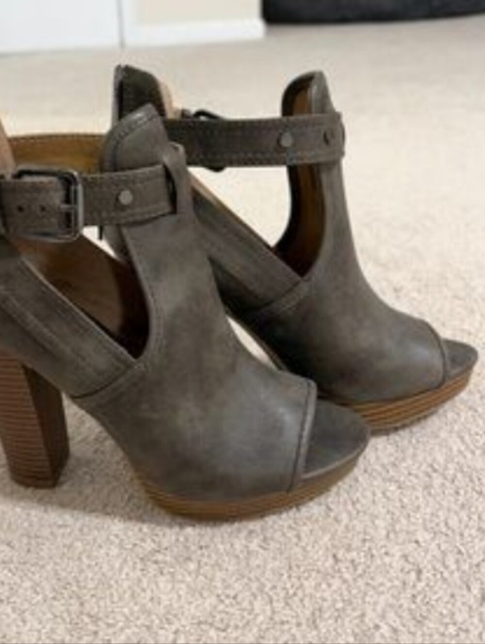 BRAND NEW RAMPAGE OPEN-TOE WONENS ANKEL PLATFORM BOOTIE